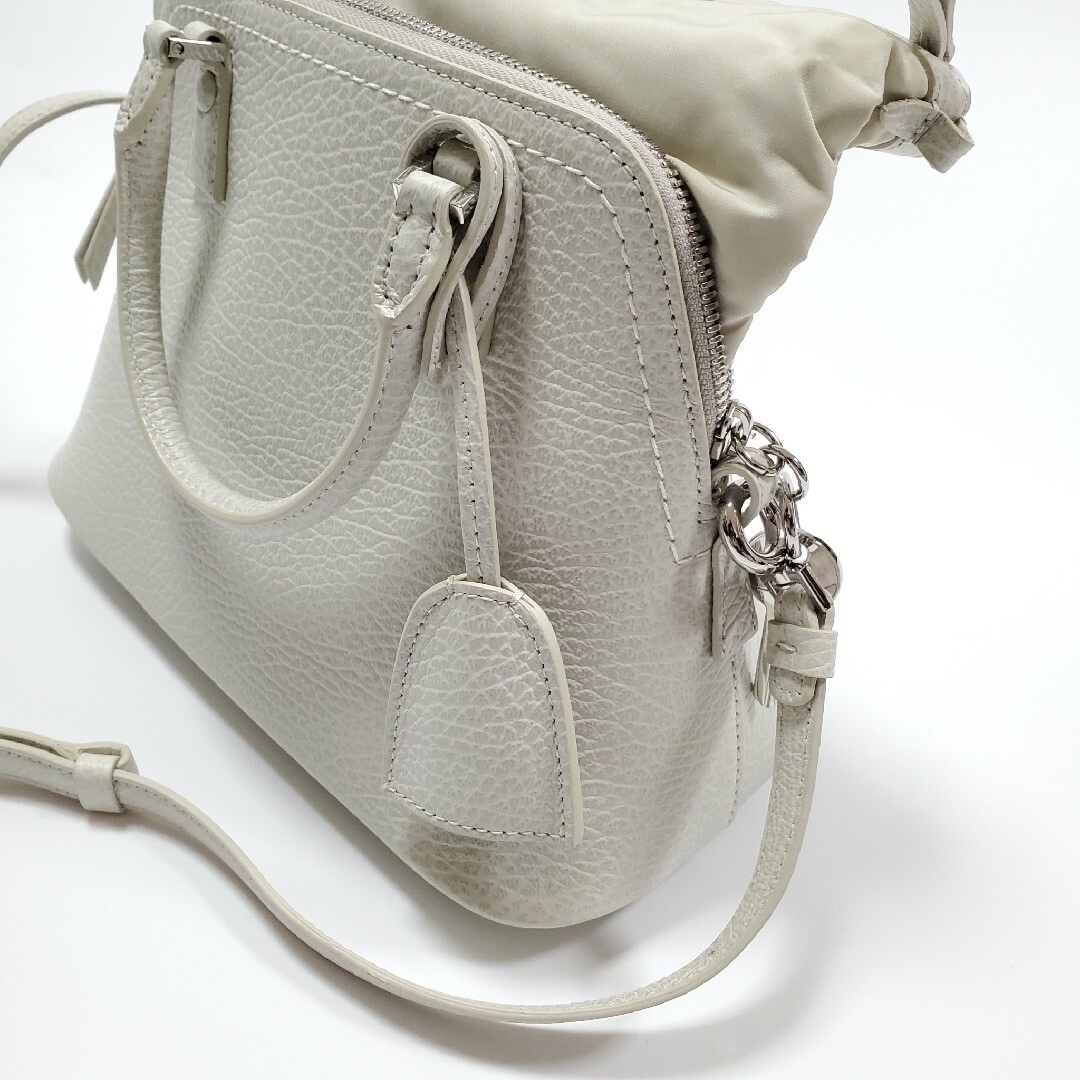 Maison Martin Margiela(マルタンマルジェラ)のMAISON MARGIELA メゾン マルジェラ5AC small bag レディースのバッグ(ショルダーバッグ)の商品写真