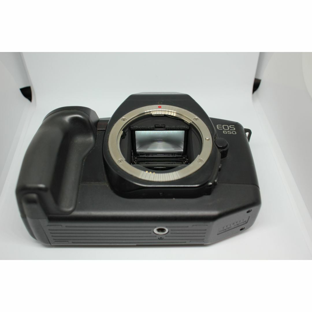 Canon(キヤノン)のCanon AF 35mm 一眼レフ　フィルムカメラ　EOS 650 スマホ/家電/カメラのカメラ(フィルムカメラ)の商品写真