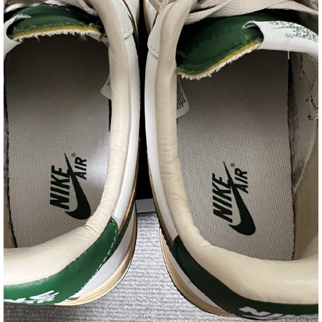 NIKE(ナイキ)のNike WMNS Air Force 1 Low Green Muslin メンズの靴/シューズ(スニーカー)の商品写真