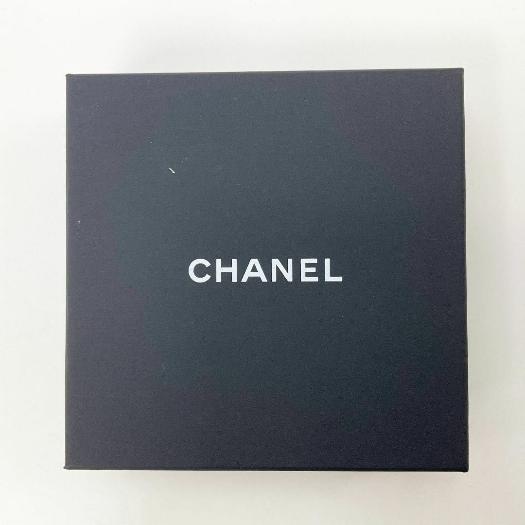 CHANEL(シャネル)の8175 シャネル ココマーク マトラッセ バッグチャーム ピンク レディースのアクセサリー(チャーム)の商品写真