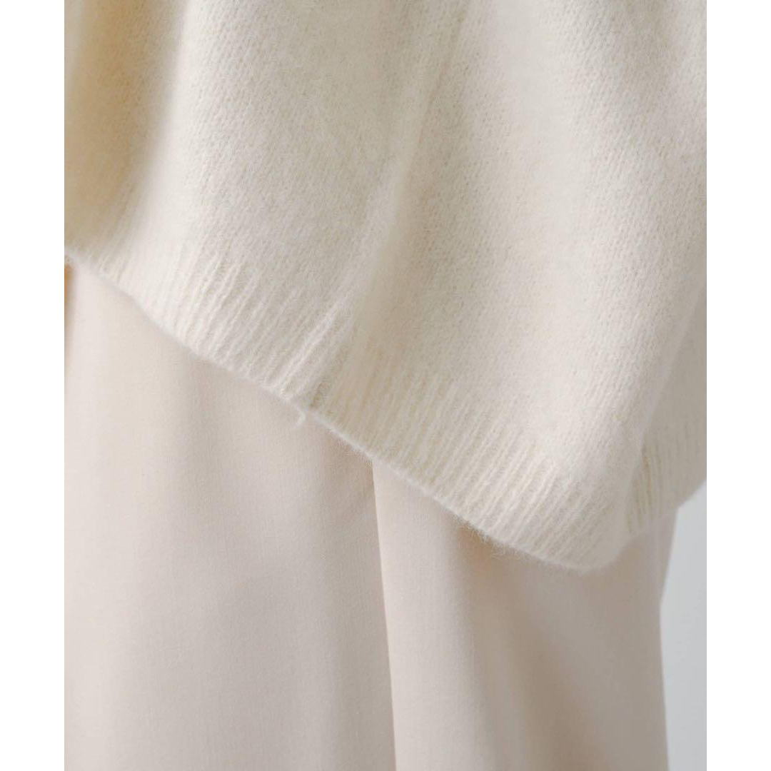 Omekashi(オメカシ)の新品　クルーネックファーニットプルオーバー　オメカシ　ホワイト メンズのトップス(ニット/セーター)の商品写真