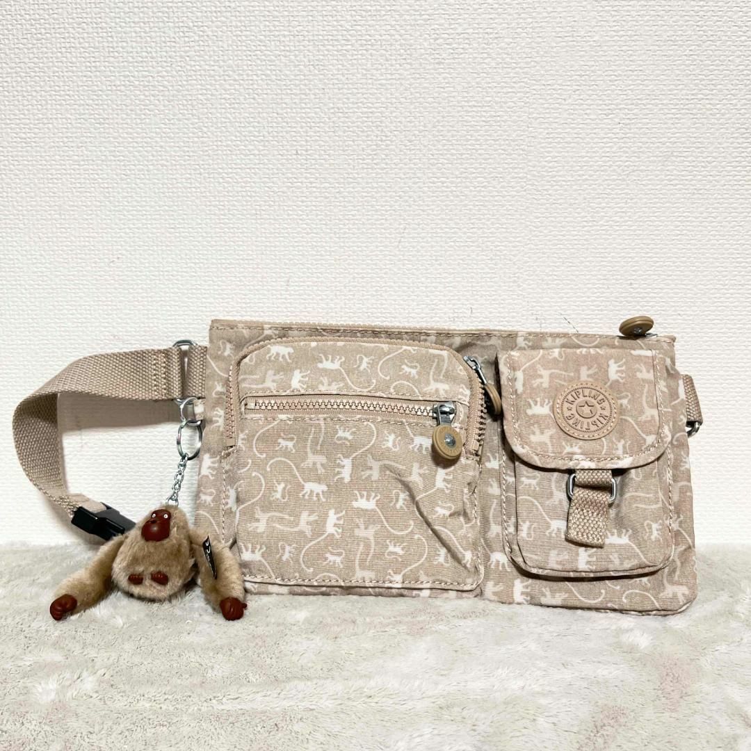 kipling(キプリング)の美品✨Kipling キプリングセミショルダーバッグトートバッグホワイト白総柄 レディースのバッグ(ショルダーバッグ)の商品写真