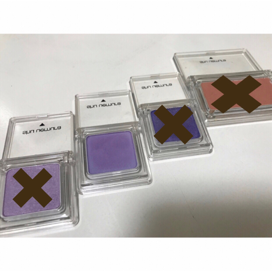 shu uemura(シュウウエムラ)のシュウウエムラ　プレスド　アイシャドー コスメ/美容のベースメイク/化粧品(アイシャドウ)の商品写真