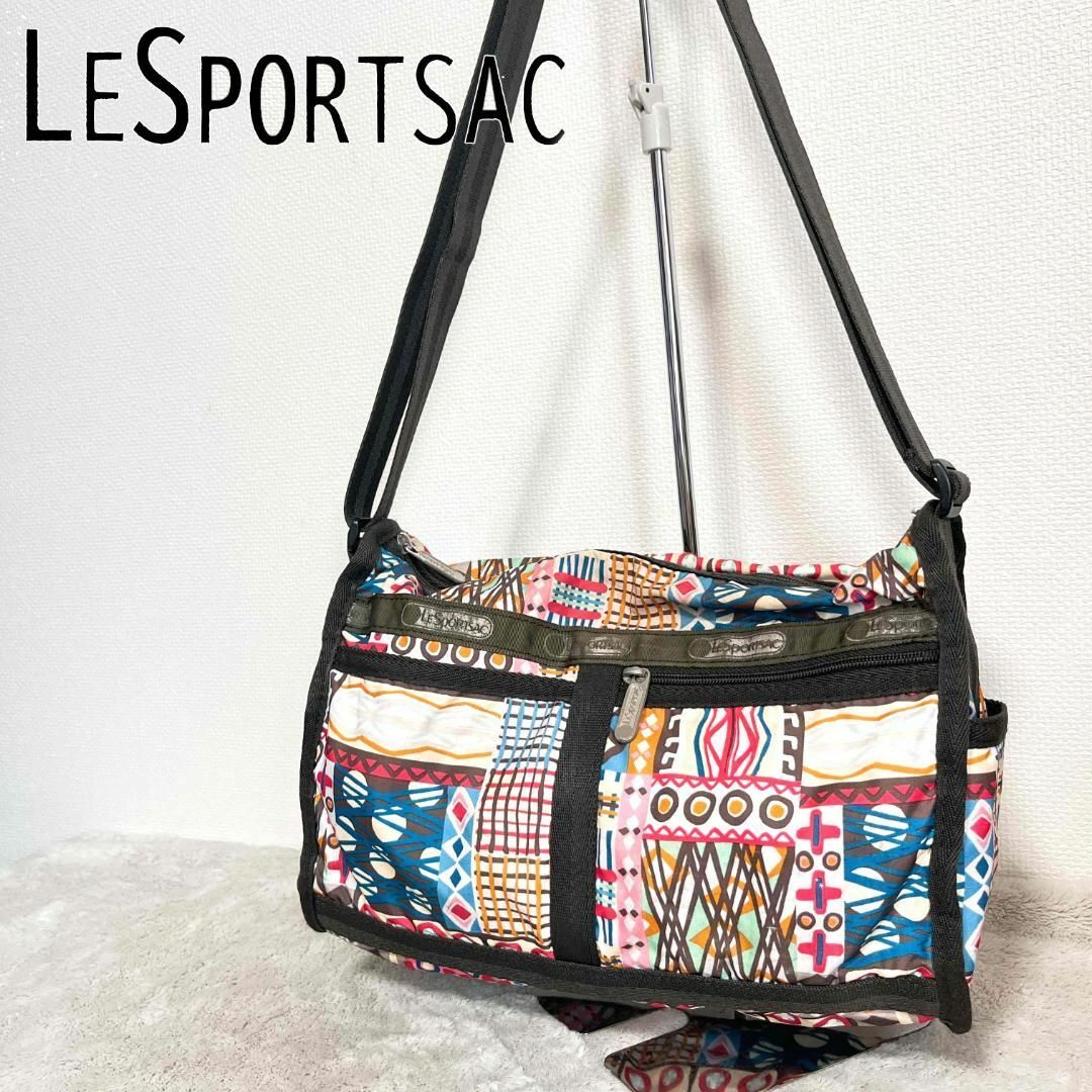 LeSportsac(レスポートサック)の美品✨LeSportsacレスポートサックショルダーバッグハンドバッグ赤青黒総柄 レディースのバッグ(ショルダーバッグ)の商品写真