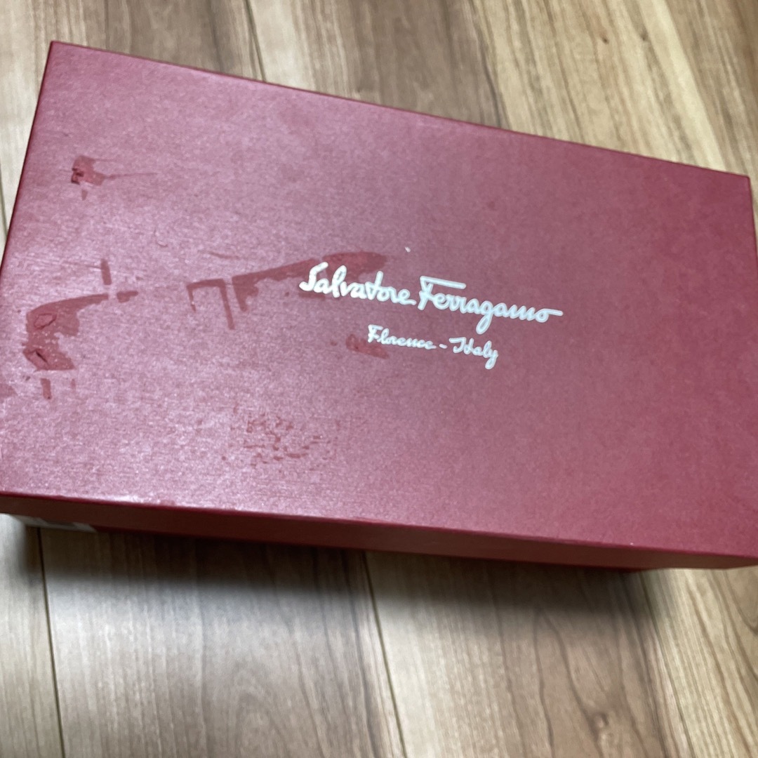 Salvatore Ferragamo(サルヴァトーレフェラガモ)の美品　フェラガモ　シューズ レディースの靴/シューズ(ハイヒール/パンプス)の商品写真