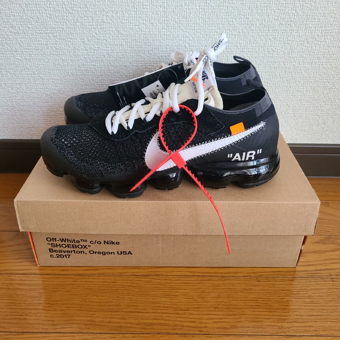 NIKE(ナイキ)の【新品未使用】NIKE×Off-White VaporMax 26.5cm メンズの靴/シューズ(スニーカー)の商品写真