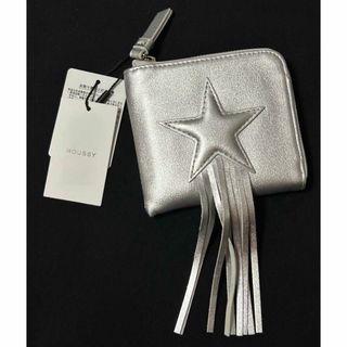 マウジー(moussy)の新品未使用☆ MOUSSY マウジー  星柄　ミニウォレット シルバー(財布)