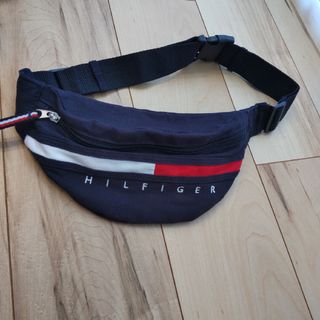 TOMMY HILFIGER トミーヒルフィルガー　ボディバッグ　ウエストポーチ