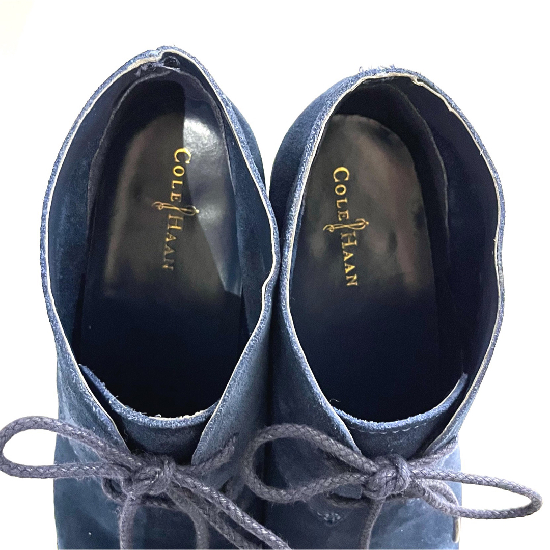 Cole Haan(コールハーン)のコール ハーン 23 スエード ショートブーツ ネイビー レディースの靴/シューズ(ブーツ)の商品写真