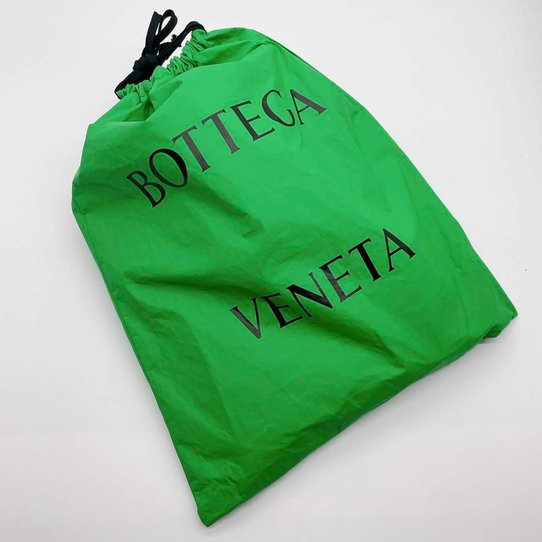 Bottega Veneta(ボッテガヴェネタ)の【新品未使用】BOTTEGA VENETA ショルダーバッグ　ラバー　水色 レディースのバッグ(ショルダーバッグ)の商品写真