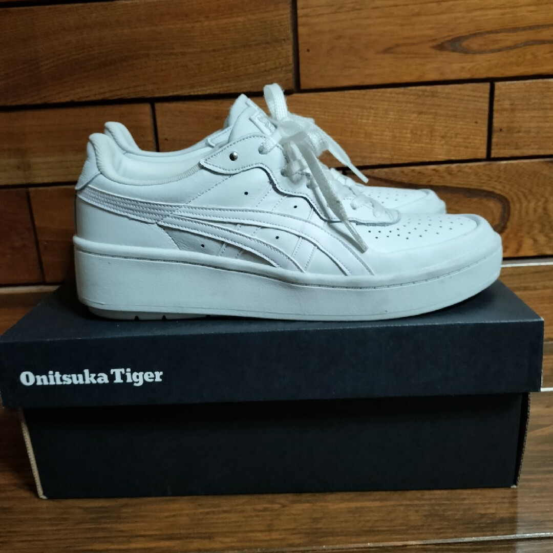 Onitsuka Tiger(オニツカタイガー)のオニツカタイガー　スニーカー レディースの靴/シューズ(スニーカー)の商品写真