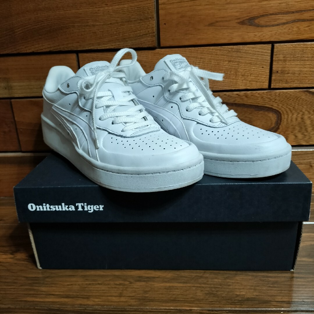 Onitsuka Tiger(オニツカタイガー)のオニツカタイガー　スニーカー レディースの靴/シューズ(スニーカー)の商品写真