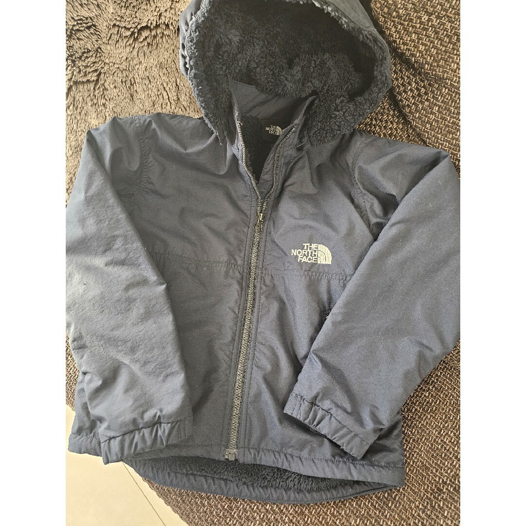 THE NORTH FACE(ザノースフェイス)のTHE NORTH FACE キッズ ノマドジャケット 130 キッズ/ベビー/マタニティのキッズ服男の子用(90cm~)(ジャケット/上着)の商品写真