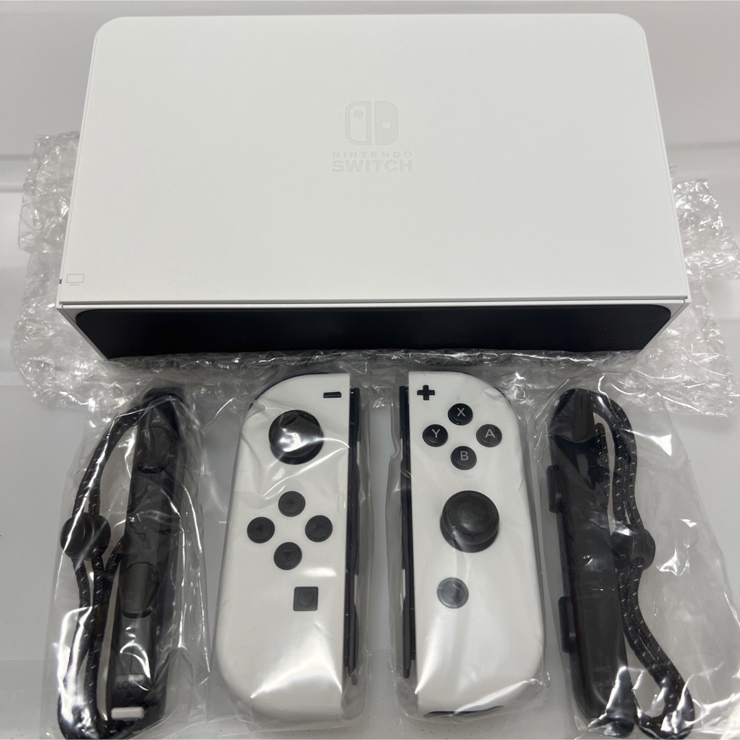 任天堂Switch ジョイコン ホワイト 左右 ストラップ付き - 家庭用 任天堂Switch ジョイコン ホワイト 左右 ストラップ付き - 家庭用