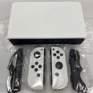 ニンテンドースイッチ(Nintendo Switch)のSwitch有機ELモデル ホワイトのドッグとJoy-Conストラップのセット(その他)