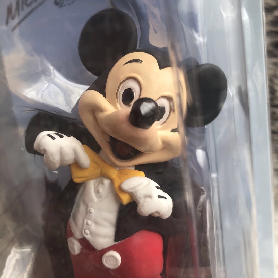 Disney(ディズニー)の【used】フィギュア　実写　ミッキー　ミニー　旧フェイス　サイン エンタメ/ホビーのおもちゃ/ぬいぐるみ(キャラクターグッズ)の商品写真