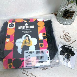 マリークワント(MARY QUANT)の【未使用】ピアス・マリークワント展開催記念　スペシャルバックブック　セブン限定品(ショルダーバッグ)