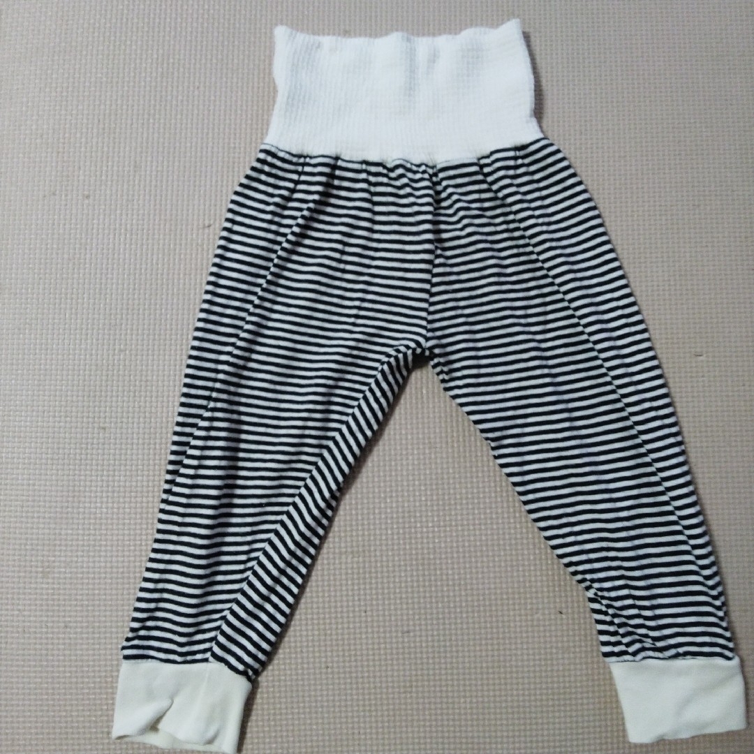 西松屋(ニシマツヤ)のキッズ　ズボン　サイズ90 キッズ/ベビー/マタニティのキッズ服男の子用(90cm~)(パンツ/スパッツ)の商品写真