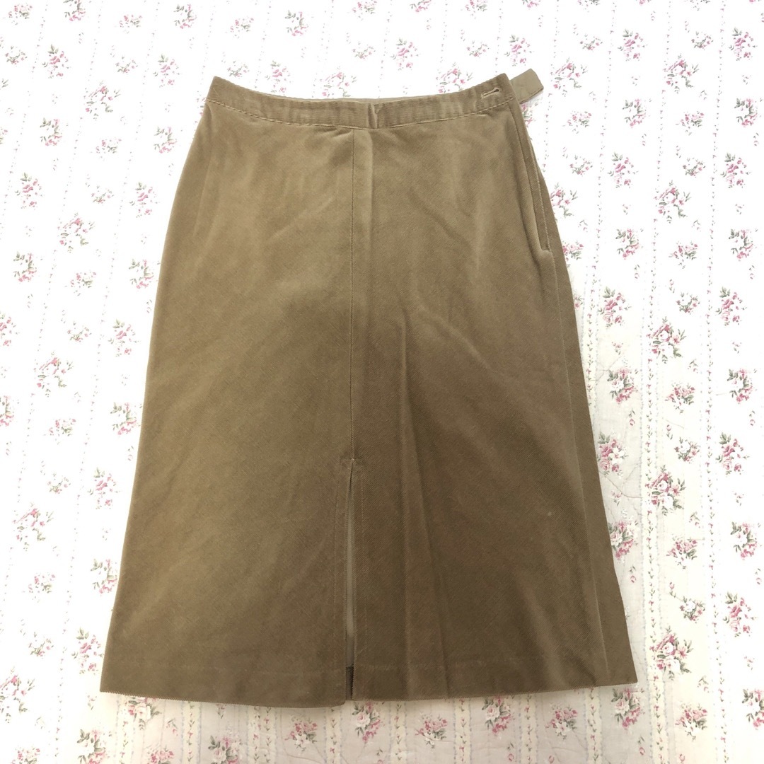 MICHEL KLEIN(ミッシェルクラン)のMICHEL KLEIN ミシェルクラン コーデュロイ スカート 36 レディースのスカート(ひざ丈スカート)の商品写真