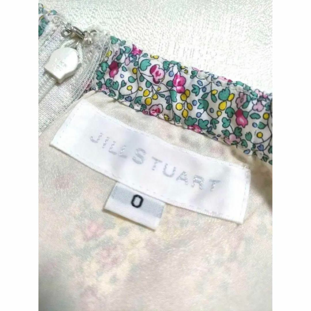 JILLSTUART(ジルスチュアート)の美品✧JILLSTUART 金シルクリボン付 花柄 キャミワンピース S リネン レディースのワンピース(ひざ丈ワンピース)の商品写真