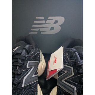 ニューバランス(New Balance)の新品　New Balance U9060 オールブラック タグ　箱　スニーカー(スニーカー)