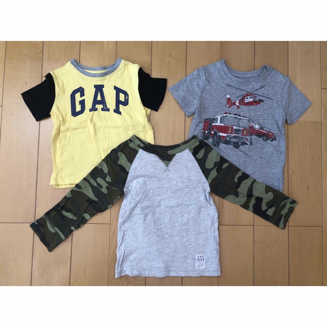 babyGAP(ベビーギャップ)のGAP 95cm Tシャツ　ロンT キッズ/ベビー/マタニティのキッズ服男の子用(90cm~)(Tシャツ/カットソー)の商品写真