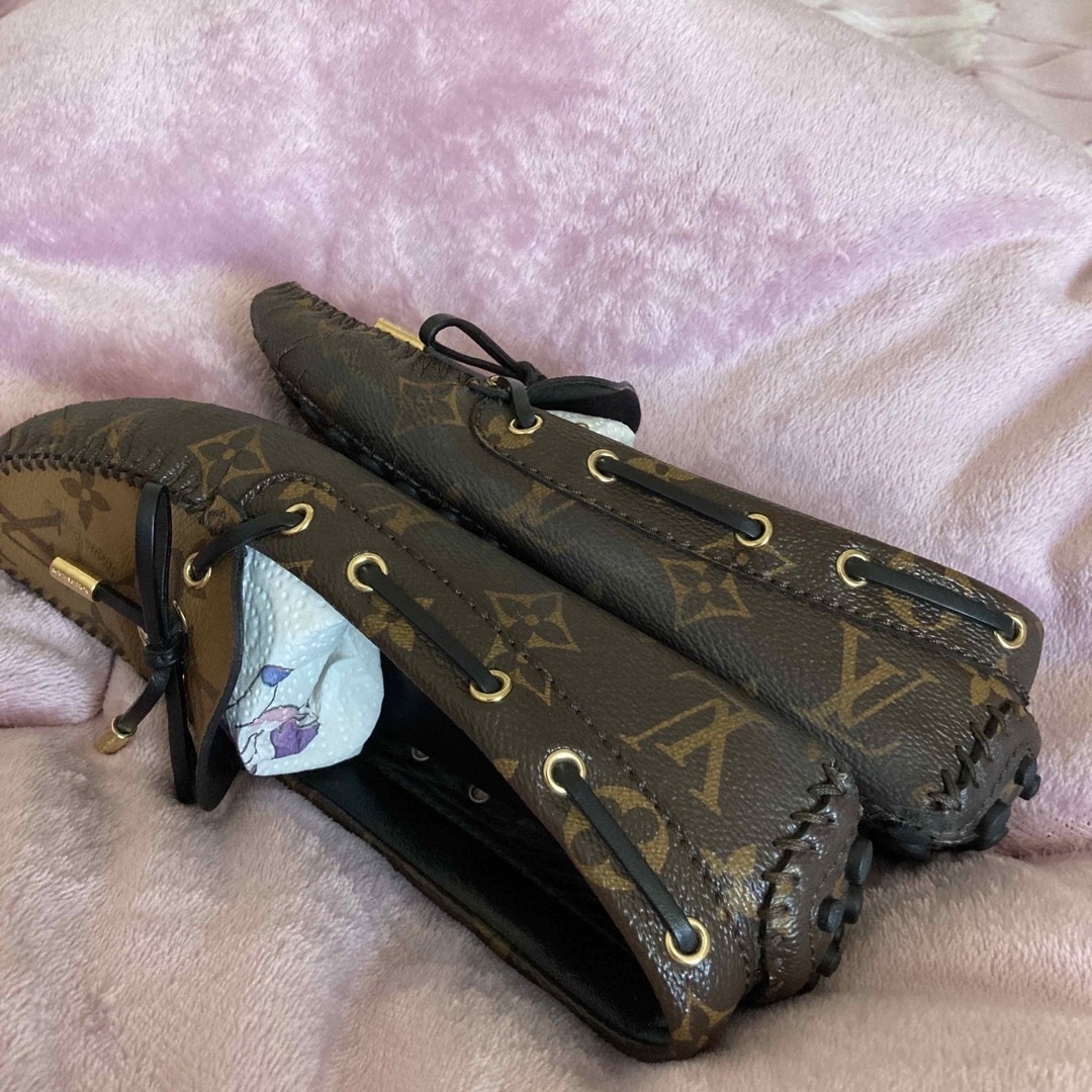 LOUIS VUITTON(ルイヴィトン)の⭐️ルイヴィトン⭐️モノグラムローファー⭐️週末値下げ レディースの靴/シューズ(ローファー/革靴)の商品写真