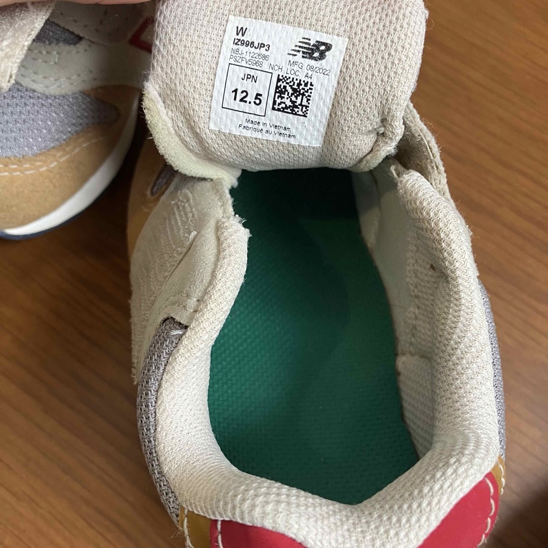 996（New Balance）(キュウキュウロク)のニューバランス　IZ996 スニーカー 12.5 12.0 キッズ　ベビー　靴 キッズ/ベビー/マタニティのベビー靴/シューズ(~14cm)(スニーカー)の商品写真