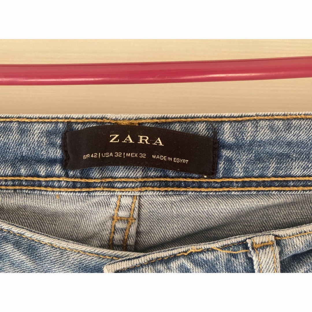 ZARA(ザラ)のZARA MAN ザラ ダメージデニム USA31/32 メンズのパンツ(デニム/ジーンズ)の商品写真