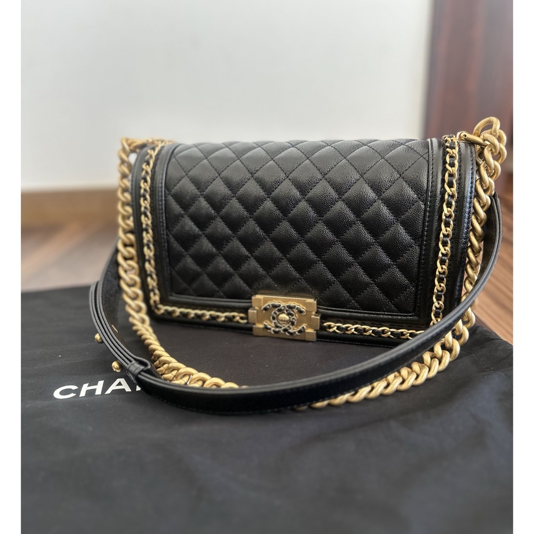 本日限定CHANEL ボーイシャネル　キャビアスキン　　ブラック　マトラッセバッグ