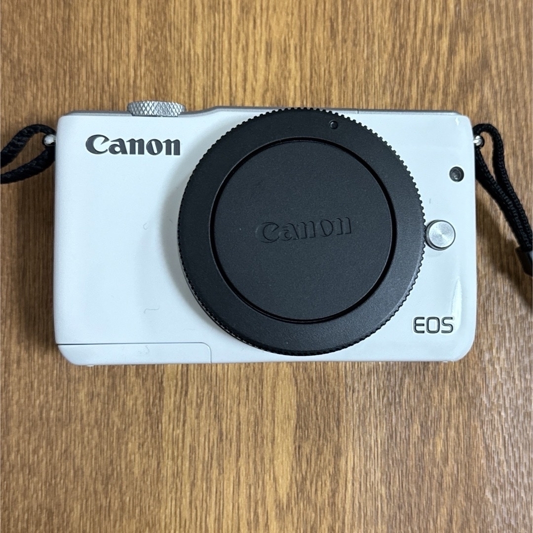 Canon(キヤノン)のCanon  EOS M10 EF-M15-45 IS STM レンズキット スマホ/家電/カメラのカメラ(ミラーレス一眼)の商品写真