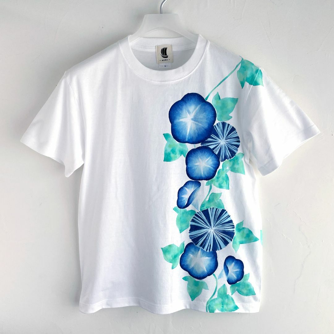 アサガオ柄手描きTシャツ メンズXXL ホワイト 手描きで描いた朝顔の花柄 メンズのトップス(Tシャツ/カットソー(半袖/袖なし))の商品写真