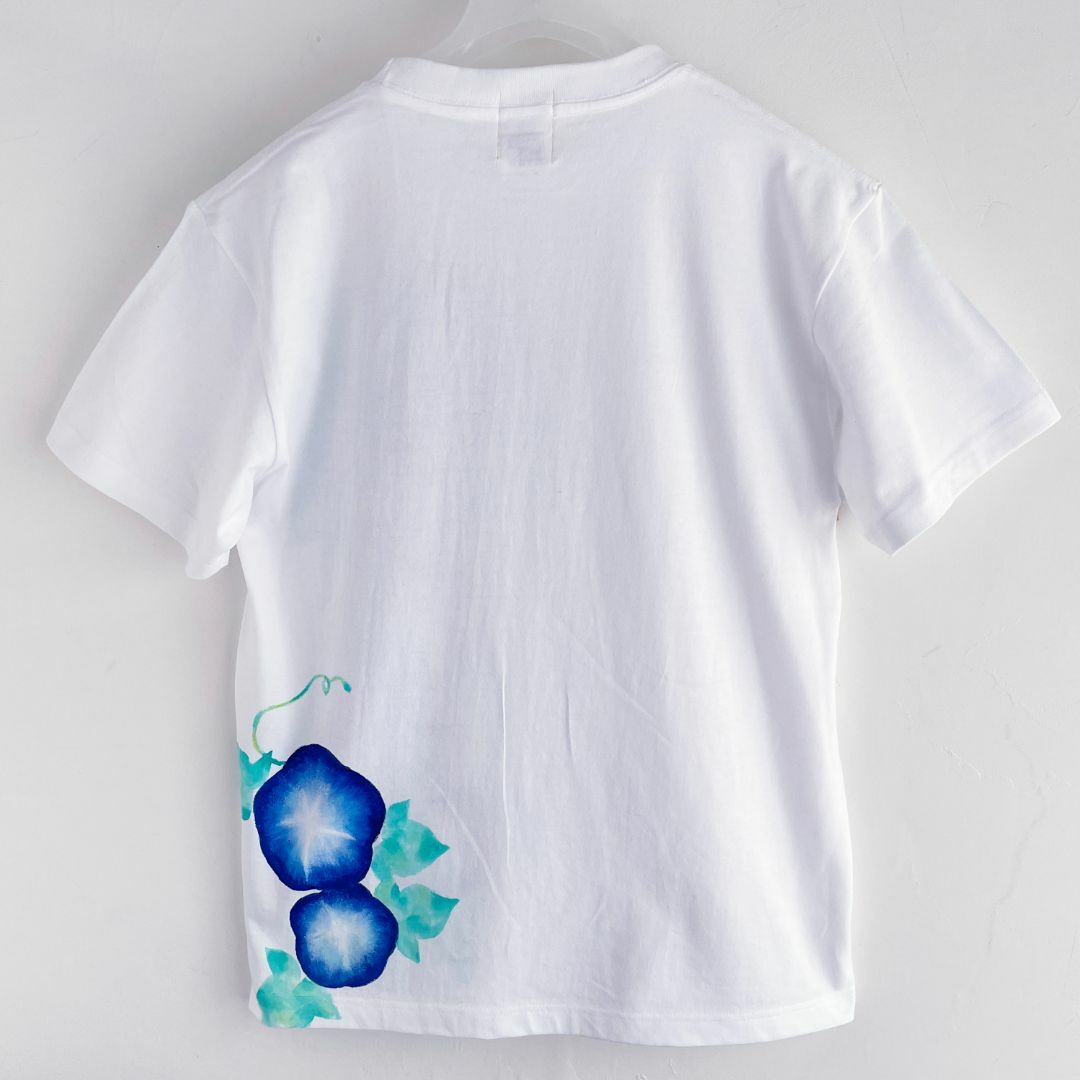 アサガオ柄手描きTシャツ メンズXXL ホワイト 手描きで描いた朝顔の花柄 メンズのトップス(Tシャツ/カットソー(半袖/袖なし))の商品写真