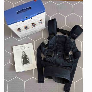 ベビービョルン(BABYBJORN)の<値下げ＞7500円→6000円ベビービョルン　抱っこ紐　ネイビーワンカイエアー(抱っこひも/おんぶひも)