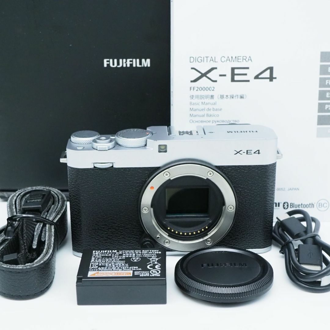 ■20ショット■ FUJIFILM X-E4 ボディ シルバー