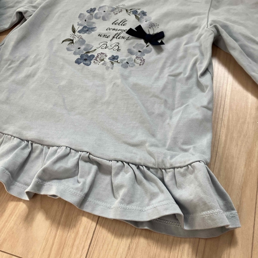 BeBe(ベベ)のBeBe ベベ　ロンT  サイズ130 水色 キッズ/ベビー/マタニティのキッズ服女の子用(90cm~)(Tシャツ/カットソー)の商品写真