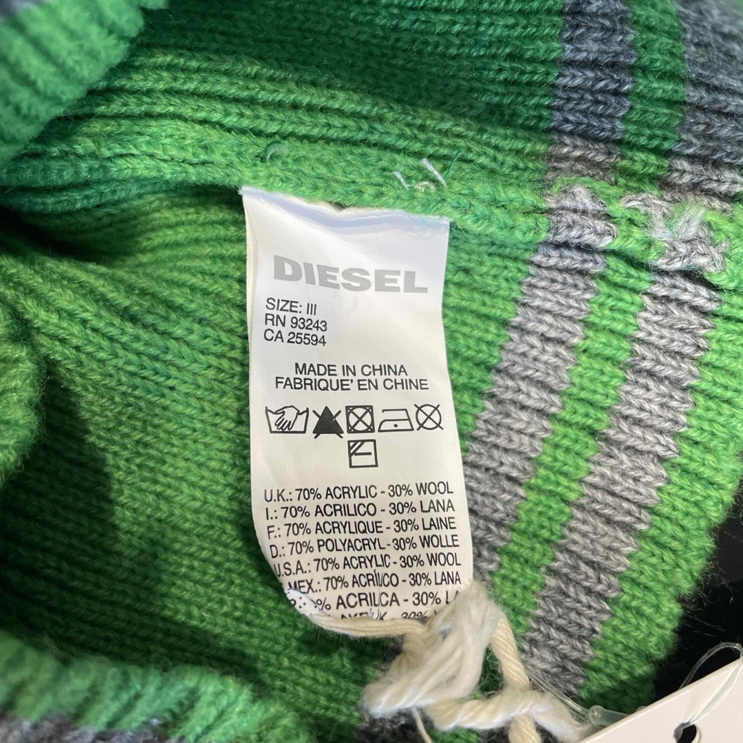 DIESEL(ディーゼル)のDIESEL  キッズ　ニット帽 キッズ/ベビー/マタニティのこども用ファッション小物(帽子)の商品写真