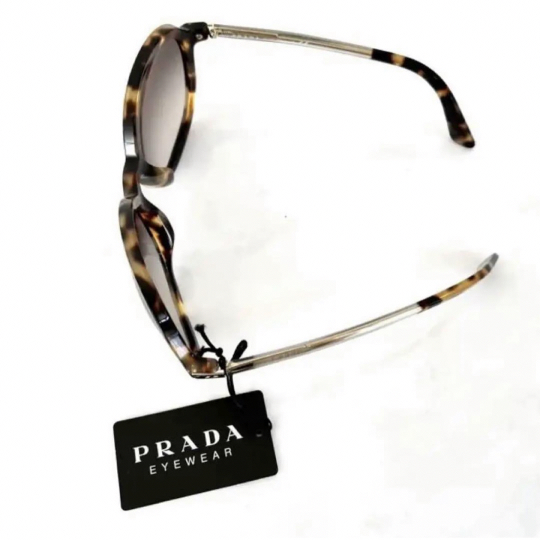 PRADA(プラダ)の新品✨PRADA オーバル サングラス べっ甲 ブラウン タグ付 純正ケース レディースのファッション小物(サングラス/メガネ)の商品写真