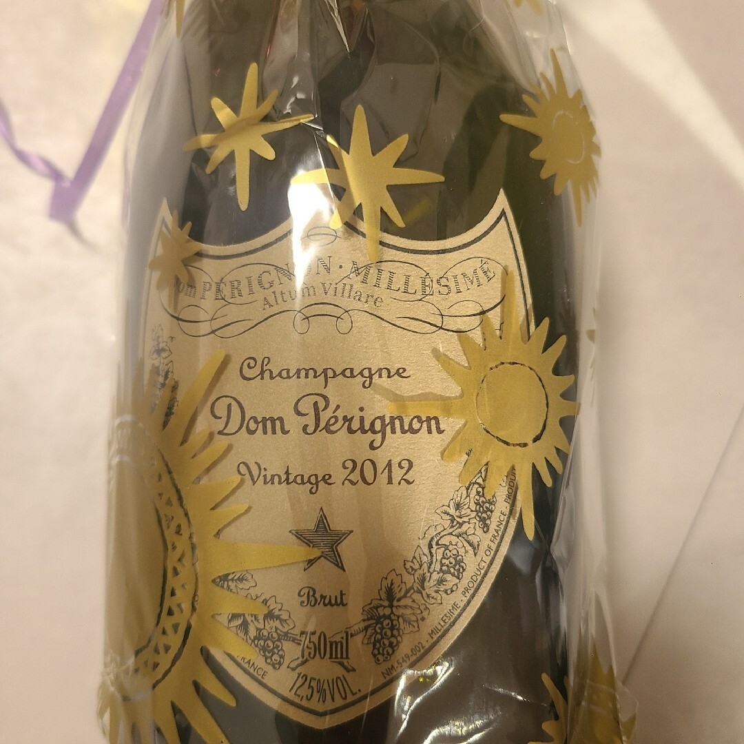 Dom Pérignon(ドンペリニヨン)のドン・ペリニヨン☆2012☆2013☆２本セット 食品/飲料/酒の酒(シャンパン/スパークリングワイン)の商品写真