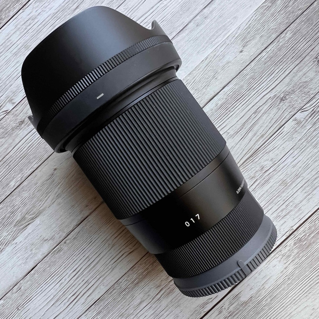 SIGMA(シグマ)のSigma 16mm F1.4 DC DN Sony E マウントAPS-C   スマホ/家電/カメラのカメラ(レンズ(単焦点))の商品写真