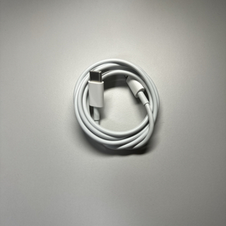 アップル(Apple)の[中古美品]USB-C to Lighting ケーブル iPhone 充電(バッテリー/充電器)