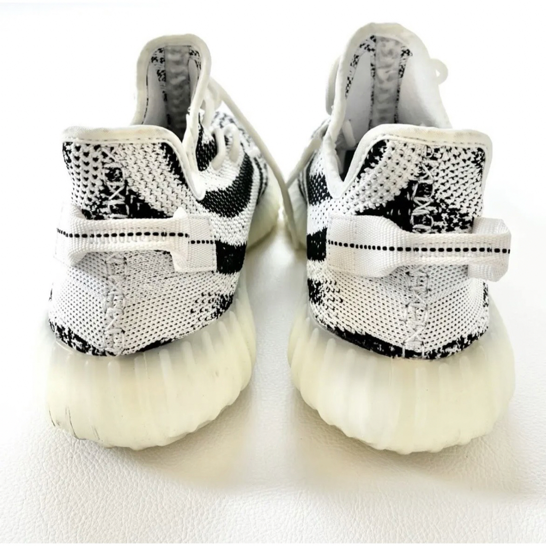 adidas(アディダス)の完売品✨美品✨adidas YEEZY BOOST 350 V2 ZEBRA 白 メンズの靴/シューズ(スニーカー)の商品写真