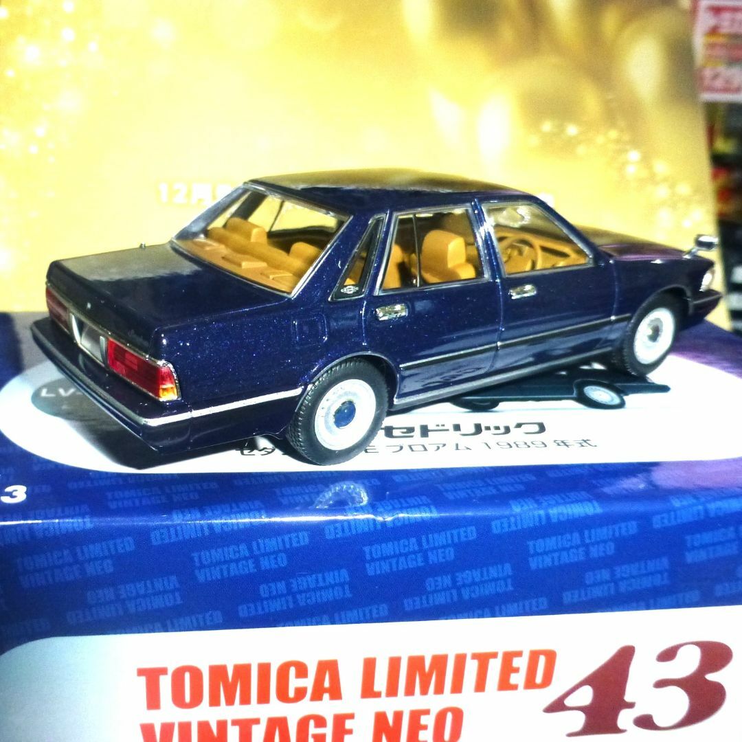 Tommy Tech(トミーテック)の【トミカリミテッドヴィンテージ 】セドリックセダン V30E ブロアム 1/43 エンタメ/ホビーのおもちゃ/ぬいぐるみ(ミニカー)の商品写真