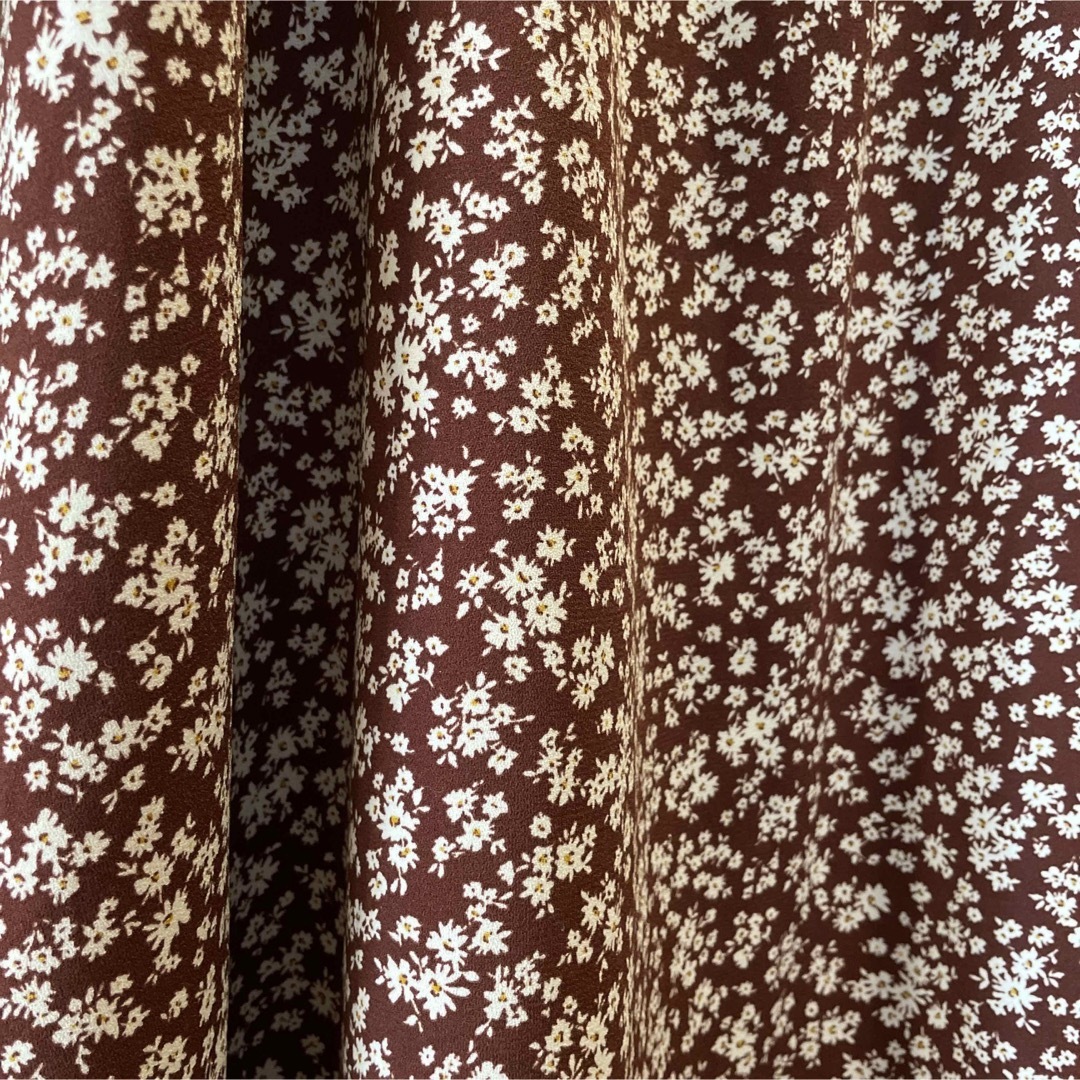 coen(コーエン)のcoen  プリントタックロングスカート　ブラウン レディースのスカート(ロングスカート)の商品写真