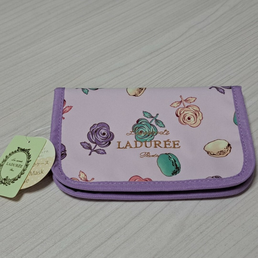 LADUREE(ラデュレ)のラデュレ　ポーチ　マスクケース レディースのファッション小物(ポーチ)の商品写真