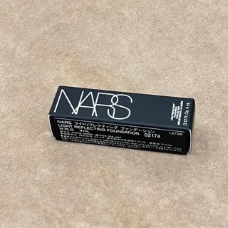 ナーズ(NARS)のNARS ライトリフレクティングファンデーション　4ml(ファンデーション)