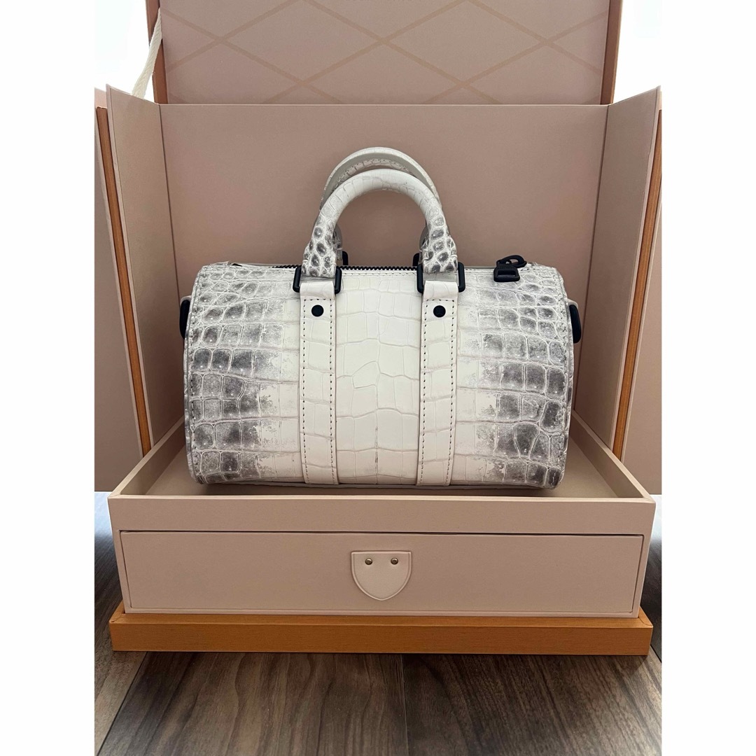 LOUIS VUITTON - ルイヴィトン サハラキーポルXSの通販 by LOUIS VUITTON - ルイヴィトン サハラキーポルXSの通販 by