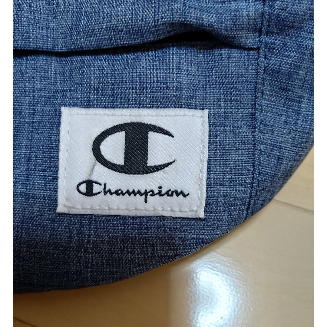 Champion(チャンピオン)のChampionチャンピオン　ウエストポーチ レディースのバッグ(ボディバッグ/ウエストポーチ)の商品写真