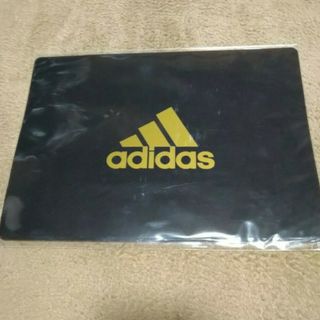 アディダス(adidas)のadidas下敷き☆新品未使用☆(ノート/メモ帳/ふせん)