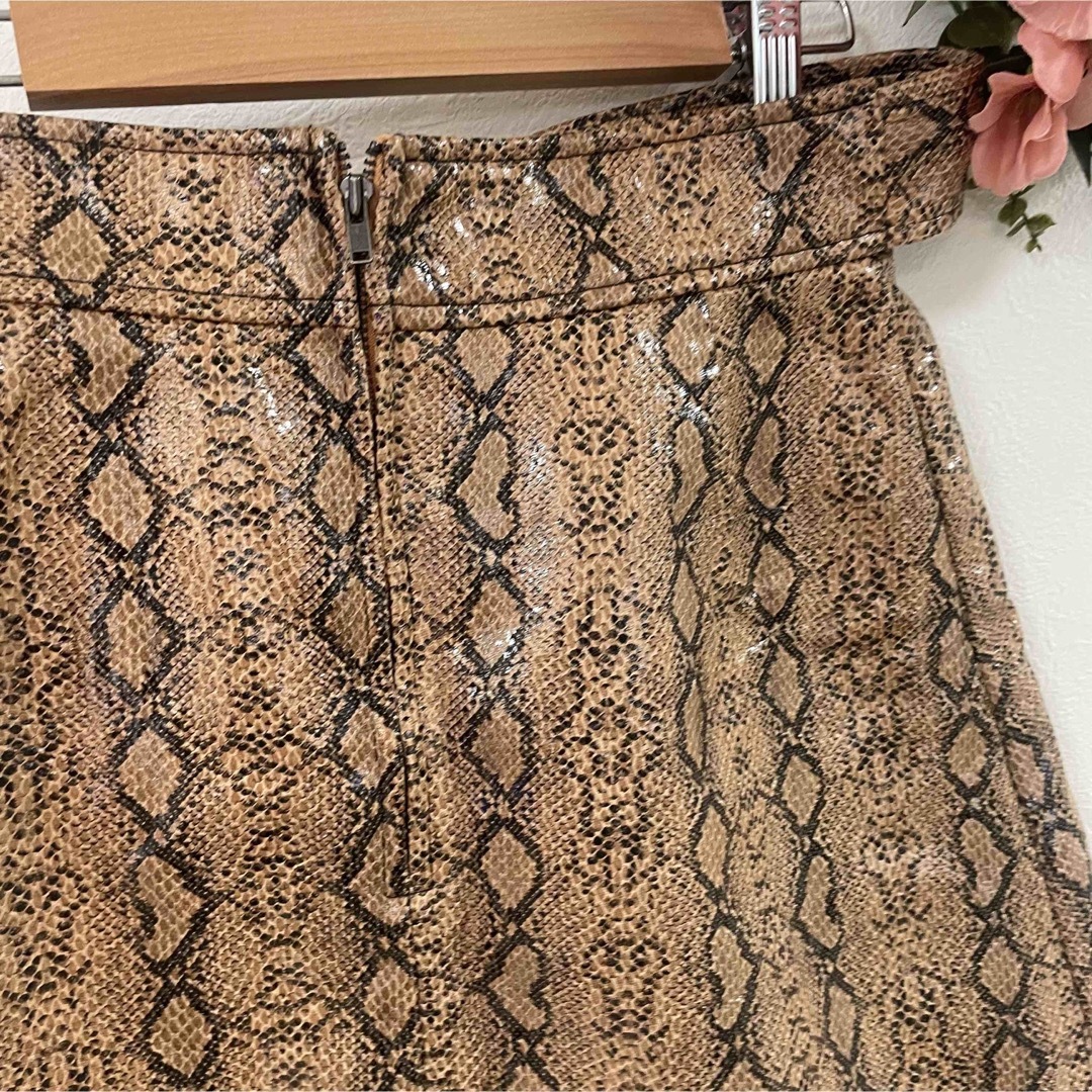 MURUA(ムルーア)のMURUA バブリーminiスカート レディースのスカート(ミニスカート)の商品写真